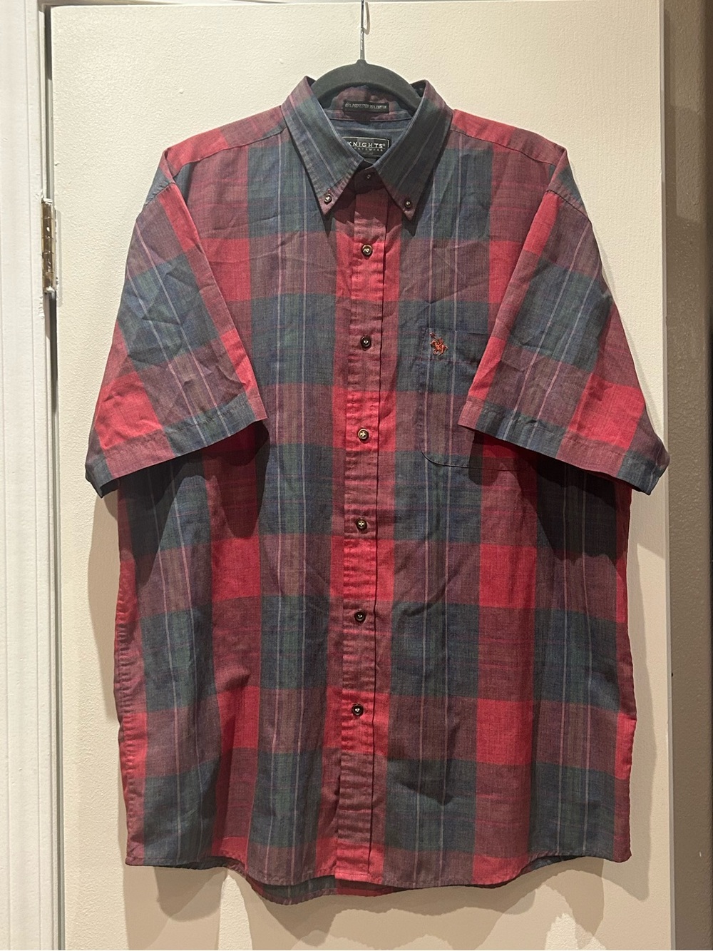 Knights Sportswear Men’s Short Sleeve Button Down Large Excellent